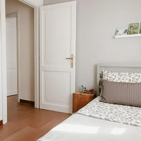 Casa Mutrecu 別荘 オロゼーイ